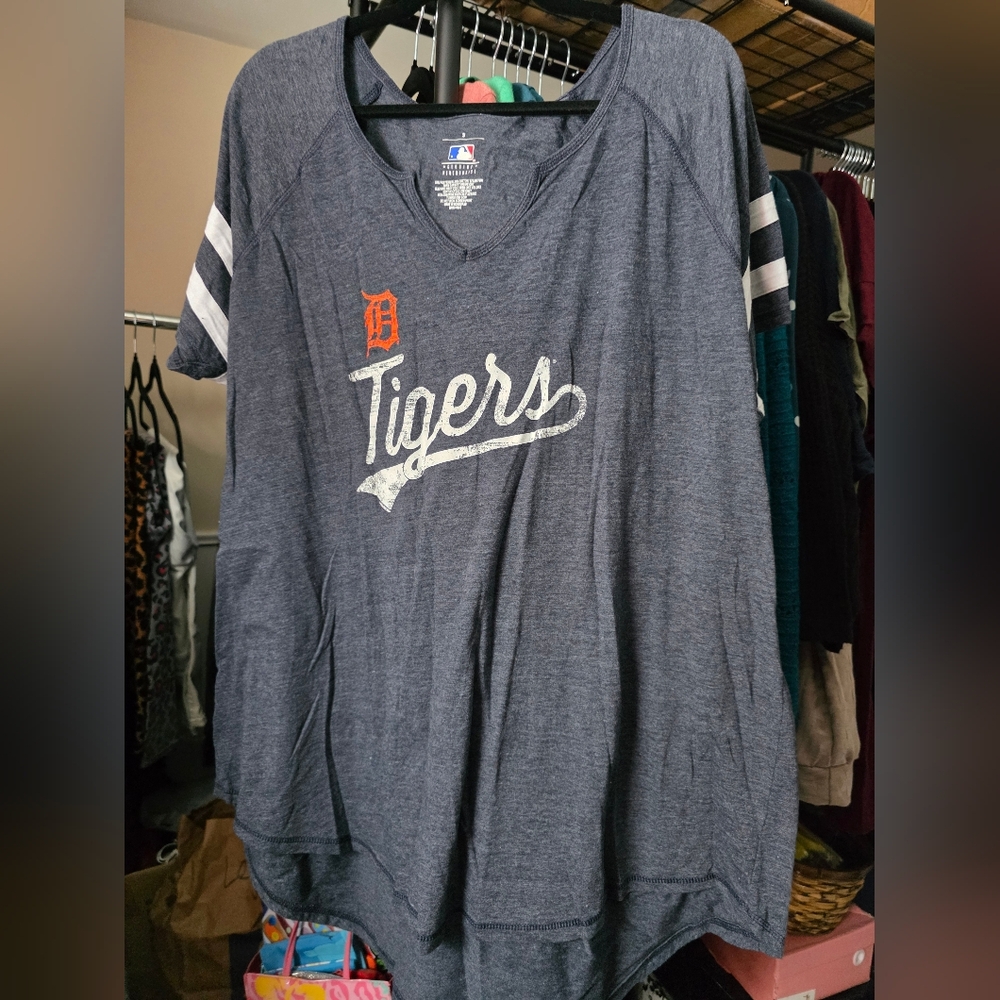 Genuine Baseball Merchandise Tigers Tee